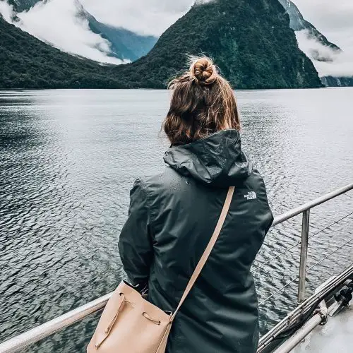 7 Tips For Exploring Milford Sound from Queenstown