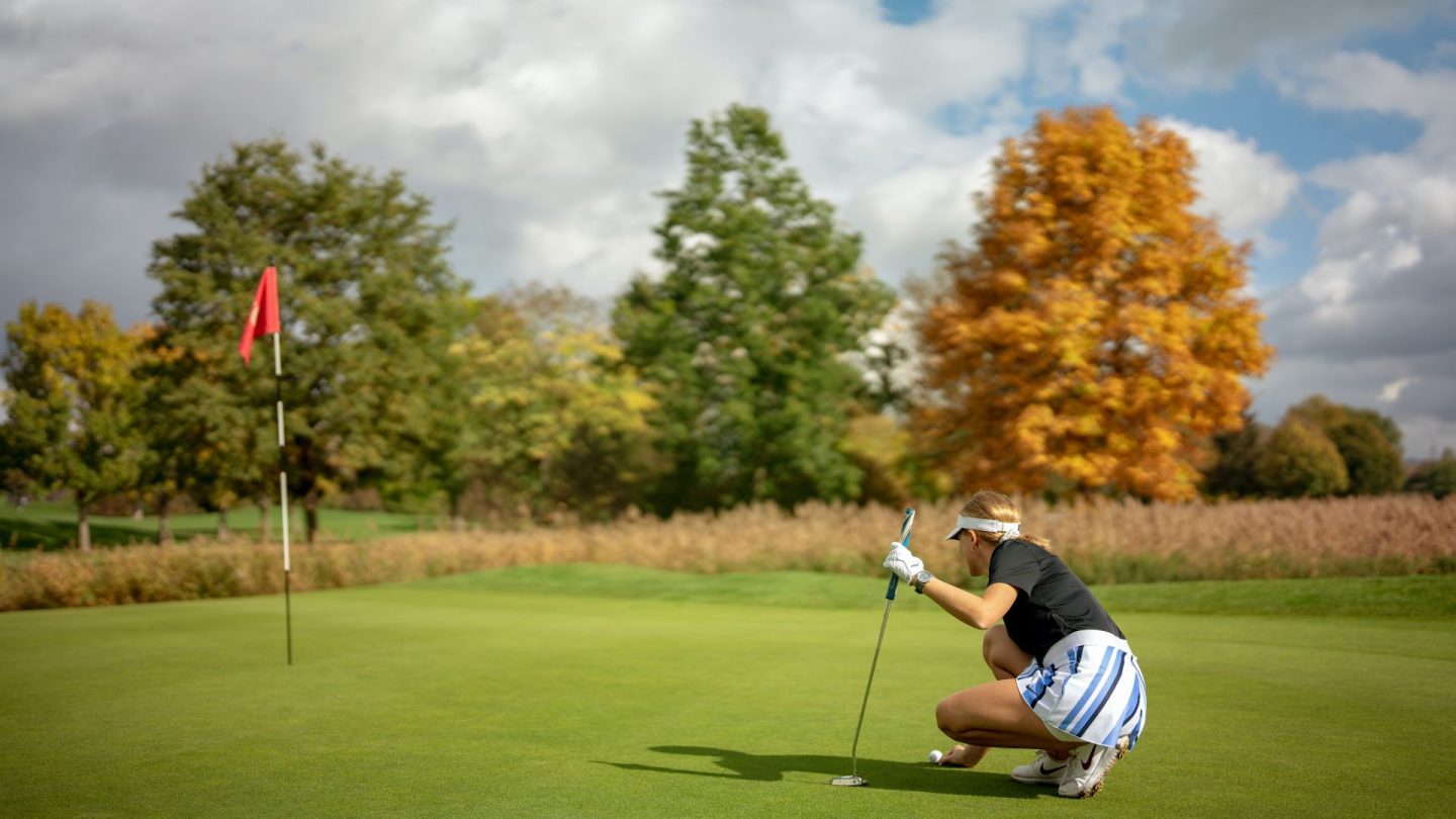 What Do Women Wear to Play Golf? Outfit Ideas